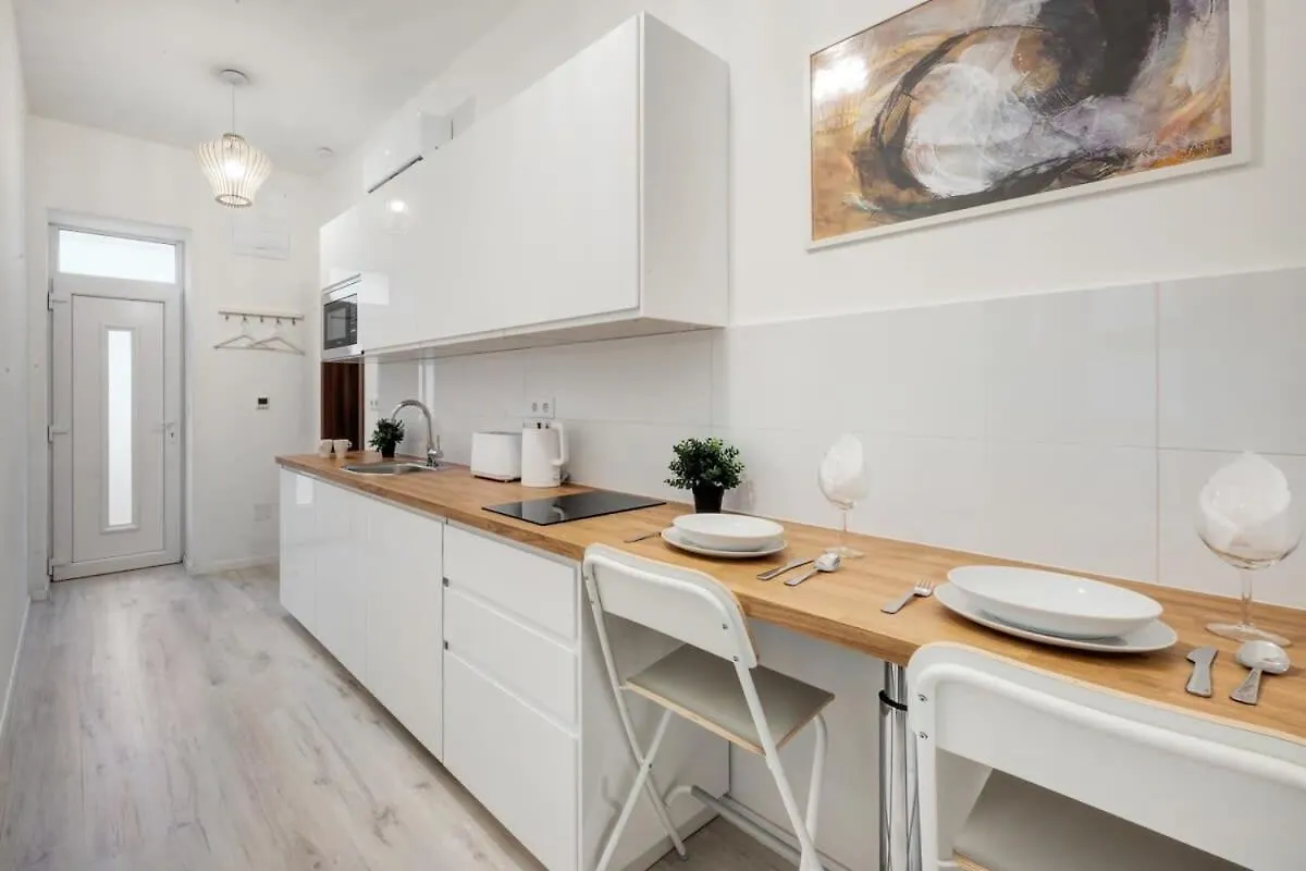 Cozy New Studio With Air-Conditioning Budapest